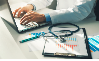 Médecin libéral, médecin salarié : quel statut choisir ?